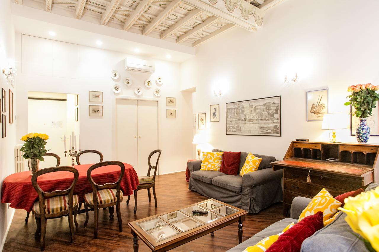 Vicolo Torretta - FromhometoРим Экстерьер фото